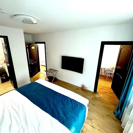 3 Baneasa Airport 3*