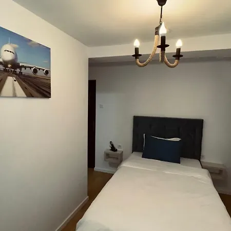 3 Baneasa Airport Guest house