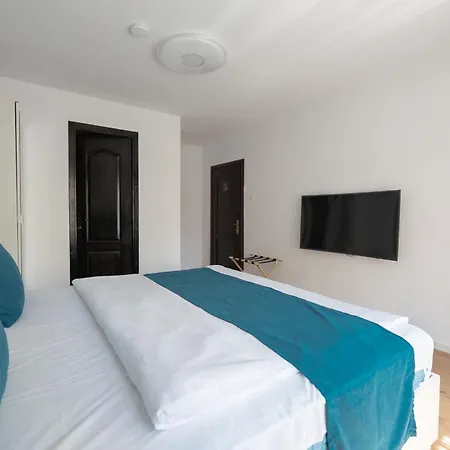 Guest house 3 Baneasa Airport