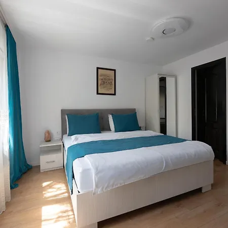 3 Baneasa Airport Guest house