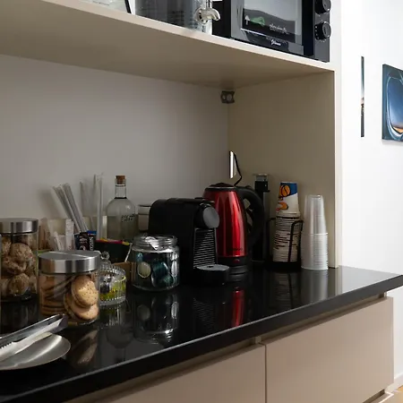Guest house 3 Baneasa Airport 3*