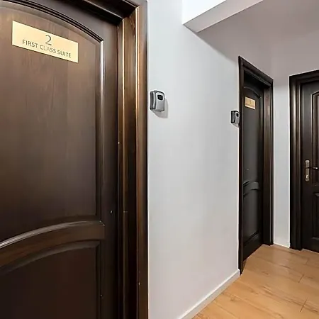 3 Baneasa Airport 3* Bucharest