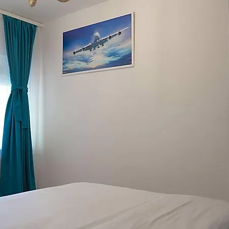 Guest house 3 Baneasa Airport