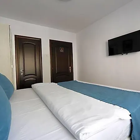 Guest house 3 Baneasa Airport Bucharest
