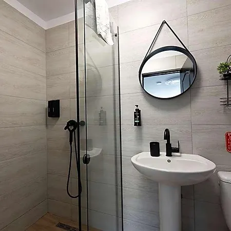 3 Baneasa Airport Guest house 3*
