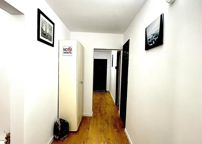 3 Baneasa Airport 3*