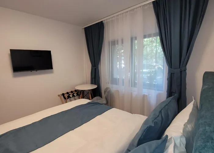 3 Baneasa Airport ブカレスト