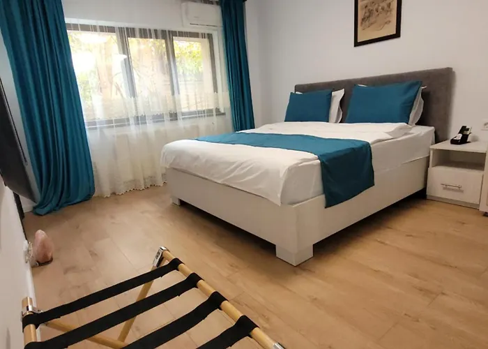 3 Baneasa Airport Guest house 3*